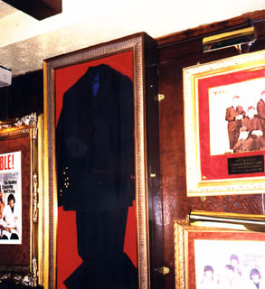 Memorabilia del Hard Rock (IV)